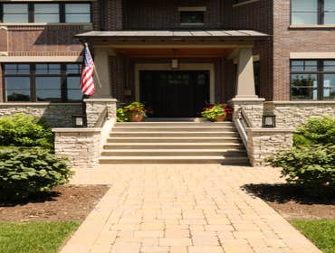 N Keeler Ave Home