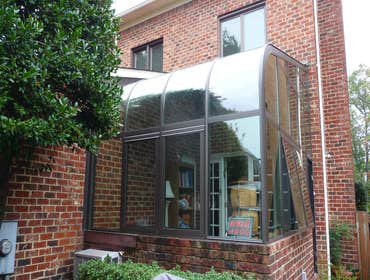 curved solarium