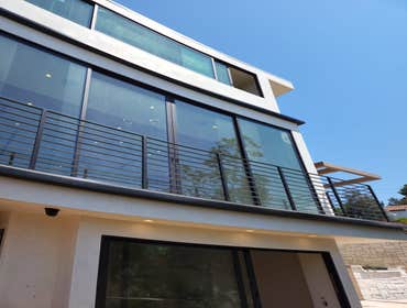Photos by Modern La Construction #1