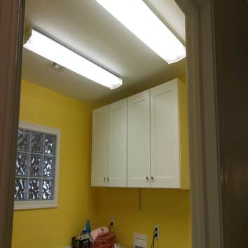 Wash room lights