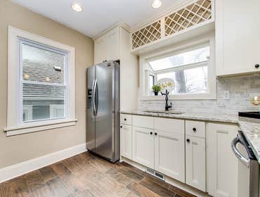 GEC Cabinet Depot As you get up in the morning, your day starts from the bathroom. For getting your dream bathroom you just have to visit once at GEC C
