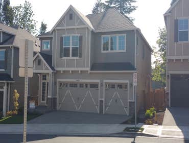 INTERIOR AND EXTERIOR PAINTING New Construction Painting : Walls / Ceiling / Trim and Stain
