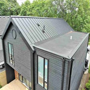 Roofing Contractor