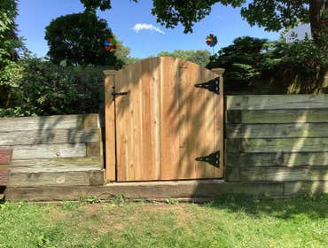 Wood Fencing Wood Fencing