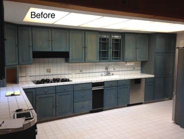 Ugly KItchen before remodeling