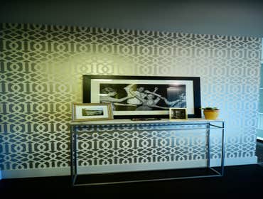 Wall paper install