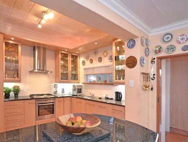 Traditional Style Kitchen