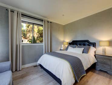 Redmond bedroom remodeling ImprovingWa will be happy to make your bedroom the most favorite place in the house, in order to relax body and soul. Our te