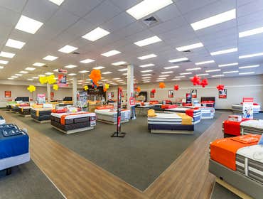 Mattress Firm (Nashville, TN) A full-scale remodel for Mattress Firm was headed by Leland, Inc. built to comply with the national retailer’s branding a