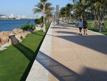 SOUTH POINTE PARK