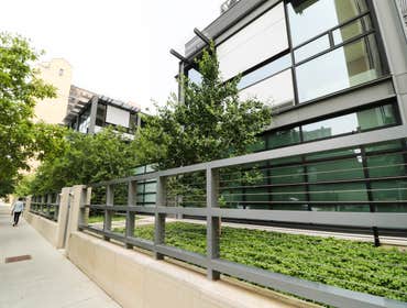 W St James Pl Home