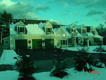 Doug Williams Custom Building Photos 222 Pine Street Remodell from 1500 sft Antique Farm House
3 Bed, 4 bath, 2 kitchens 3 car garage, media room. See 