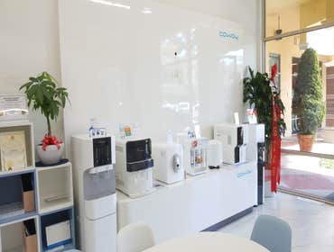 Retail Showroom Design & Build: Coway, San Gabriel, CA This project is a retail showroom for Coway, a Korea-based company known for water purifiers, ai