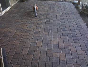 PAVER DRAIWUAY BACK PATIO