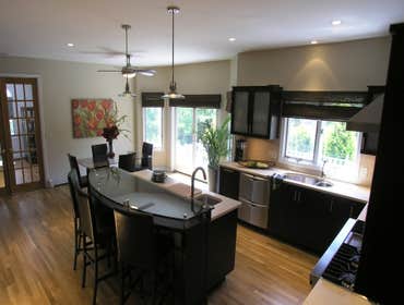 Transitional Dark Maple Kitchen