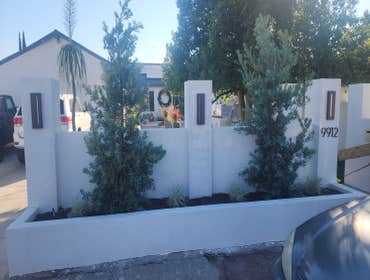 Burbank landscape project landscape project walls - smooth stucco finish, concrete driveway - contemporary design