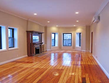 Brownstone Duplex Commissioned to design a duplex residence with a roof structure and garden to an existing four story brownstone:
Two floors and a ro
