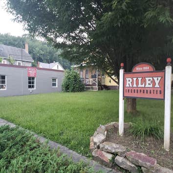 Photos by Riley, Inc #1