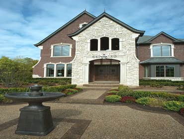 The Ellsworth - Meadowbrook Series