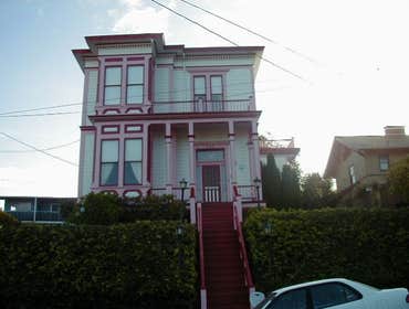 Colonel Cherry House Astoria, Oregon To stand up to the extreme weather of the Oregon Coast, marine products were necessary to achieve the reds used on