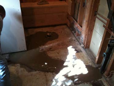 Bathroom Remodel With Floor Plan Changes Bathroom remodeling project in Los Angeles:
- New bathroom design, planning, and permitting process.
- Compl