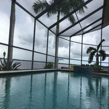 Modern Pool Cage Painting LLC