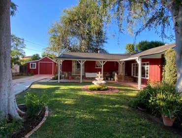 Photos by Pauls General Construction Llc. #5 Farm style home remodel
including ; Painted Facia, new gutter fix leak in over hang above front door and n