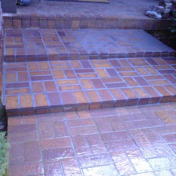 sara project from steps bricks and back side patio we tear off the 2 stairs and build some solid concret stairs ,them we put the bricks around th