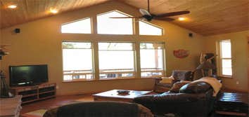 The Bill Penny Family Cabin in Lakeside, AZ