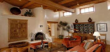Living Area Cleaning