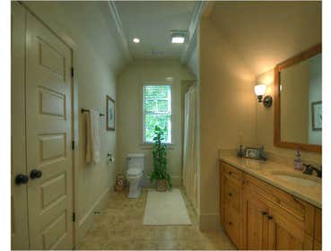 Blue Ridge Custom cabin in Blue Ridge Georgia
4000 sq. ft. 5 bedrooms 5 1/2 baths
