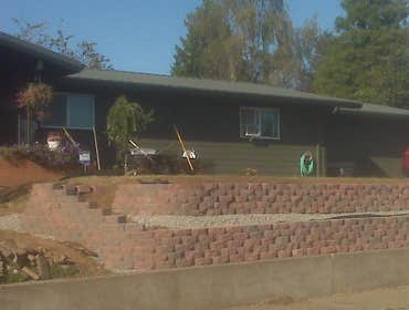 Seeley house Six bedroom 3800 sq ft home in Vancouver WA, originally built in 1952.
Current Renovation and Updates:
New siding
New windows
New Exter