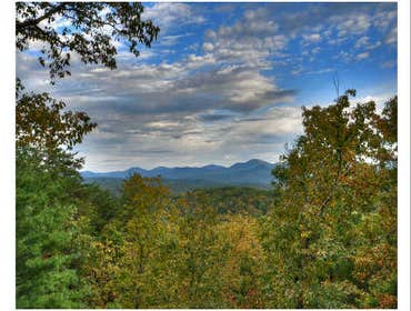Blue Ridge Custom cabin in Blue Ridge Georgia
4000 sq. ft. 5 bedrooms 5 1/2 baths