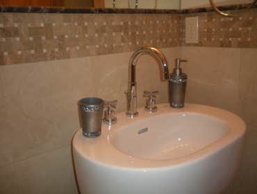 Independent Tile & Stone