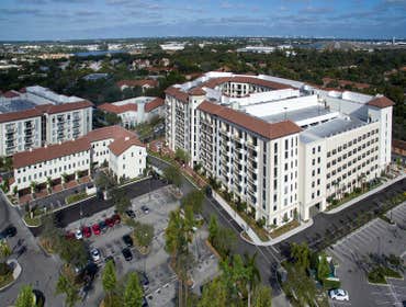 6600 Main Town Center