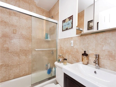 Astoria This Home is located in the heart of Astoria. Ledos Construction renovated 100% of this apartment from new Sheetrock and tiles including the in