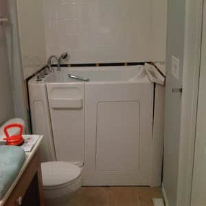 Walk in tub