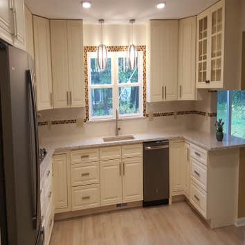 Contemporary Kitchen