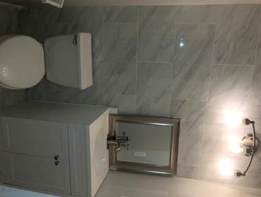 Simple bath redu. Almost finished