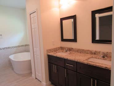 Lee Model Home