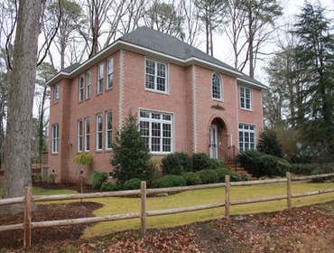 custom houses