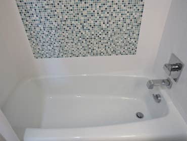 Tub
