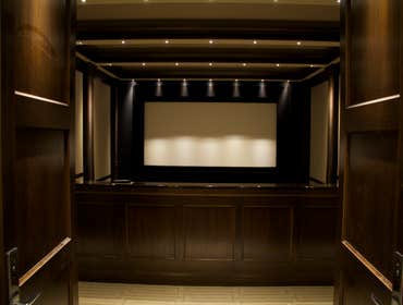 Echo Lighting Theater