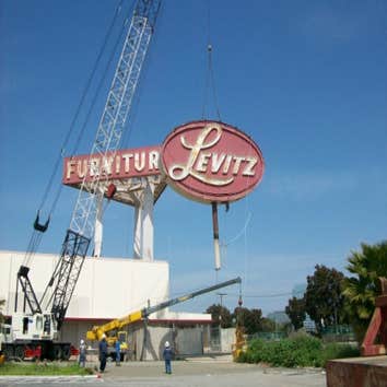 Removal of 10-ton Levitz Sign General Contractor in Charge Removal of 10-ton Levitz Sign General Contractor in Charge