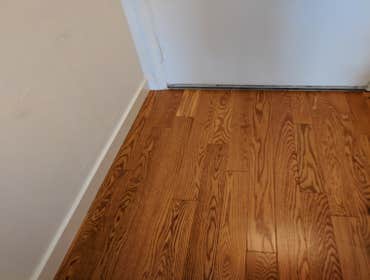 Canadian slow-growth maple hardwood floor installation, engineered flooring