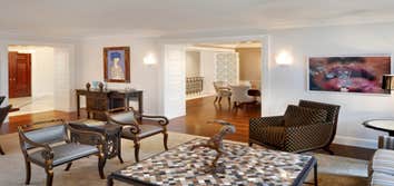 High-end luxury residential unit. 5th Avenue Duplex. Project Description:
Type – apartment combination
Space – 2,500 SQF
Project Length – 11 months 