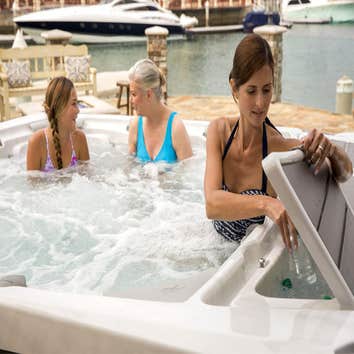 Aquavision Pool & Spa