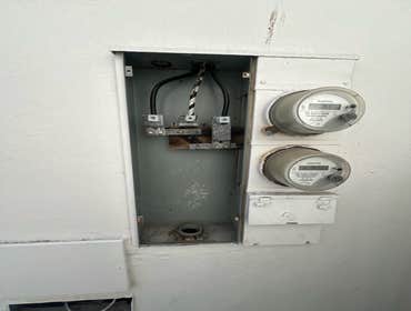 Photos by Steelwing Electrical Inc.