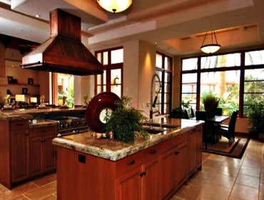 The River Estates, Rancho Santa Fe Project A 10,000 square feet custom Craftsman-style home with 5 bedrooms and 6.5 baths.