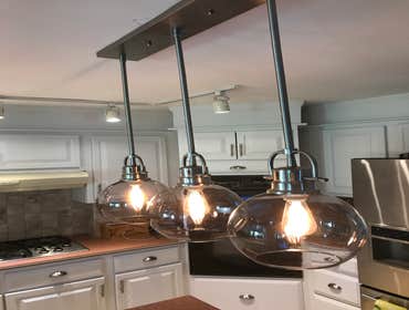 Photos by Thomas Hanlon Electrician #1